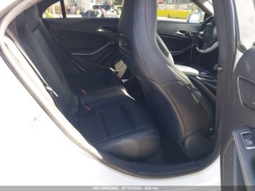 Mercedes CLA C118/X118 2019 Mercedes-Benz CLA 2019 Mercedes-Benz CLA CLA 250 4MATIC Coupe 2.0 Benzyna, zdjęcie 8