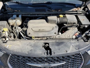 Chrysler Pacifica II 2022 Chrysler Pacifica TOURING L, V6, od ubepieczyciela 3.6 Benzyna 287KM, zdjęcie 11