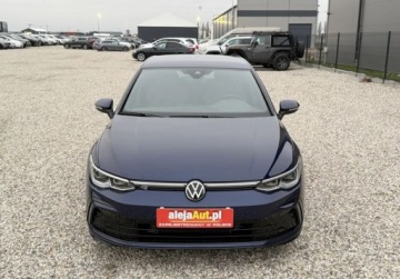Volkswagen Golf VIII Variant 1.5 eTSI 130KM 2021 Volkswagen Golf 1.5 TSI R-Line 130 KM 2021r Warszawa 1.5 Benzyna, zdjęcie 11
