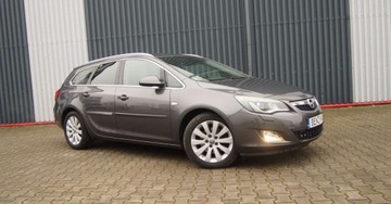 Opel Astra J Sports Tourer 1.6 Turbo ECOTEC 180KM 2011 Opel Astra 1,6TurboBenzyna NAVI Ksenon Alu 17 Niski Udokumentowany Przebieg