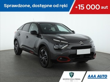 Citroen C4 III SUV 1.2 PureTech 130KM 2022 Citroen C4 1.2 PureTech, Salon Polska