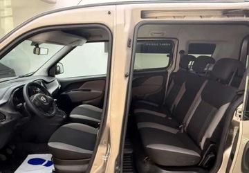 Fiat Doblo IV 1.4 16V 95KM 2017 Fiat Doblo Fiat Doblo 1.4 16V StartampStopp MyLife Family 1.4 Benzyna, zdjęcie 24