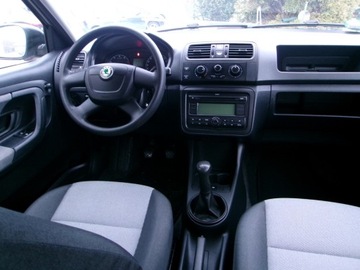 Skoda Fabia II 2010 Skoda FABIA II 1.2 Serwisowana, zdjęcie 6