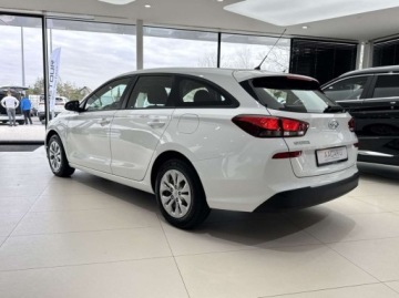 Hyundai i30 III Wagon 1.4 MPi 100KM 2019 Hyundai i30 Select Asystent hamowania Lane Assist Bluetooth FV23, zdjęcie 1