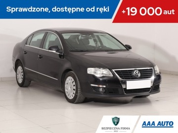 Volkswagen Passat B6 Sedan 2.0 TDI 140KM 2008 VW Passat 2.0 TDI, Klima, Klimatronic, El. szyby