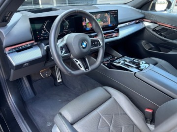 BMW Seria 5 G90-91 Touring 2.0 520d 197KM 2025 BMW 520 BMW 520d xDrive, bogate wyposażenie, 4 str, zdjęcie 9