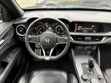 Alfa Romeo Stelvio SUV 2.0 Turbo 200KM 2018 Alfa Romeo Stelvio 2.0 200 KM Automat 4x4 Europa, zdjęcie 17