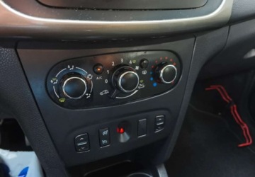 Dacia Logan II MCV Tce 90KM 2015 Dacia Logan Dacia Logan MCV 0.9 TCE Prestige Benzyna 90KM, zdjęcie 14