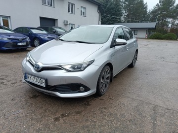 Toyota Auris II Hatchback 5d Facelifting 1.8 Hybrid 136KM 2015 Toyota Auris II (2012-) Hybrid 135 Comfort Style, zdjęcie 1
