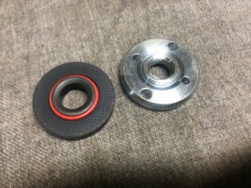 BOSCH Гайка с воротником + гаечный ключ + ручка GWS PWS