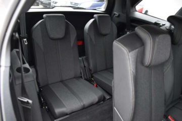 Peugeot 5008 II Crossover 2.0 BlueHDI 180KM 2018 Peugeot 5008 GT LineAsystentyFull LEDNaviKameraPol Skora7 FoteliTempomat, zdjęcie 8