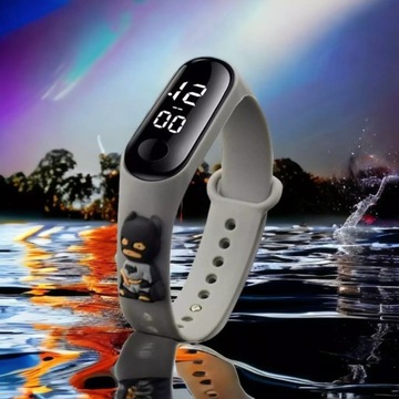ДЕТСКИЕ СВЕТОДИОДНЫЕ ЧАСЫ SMARTBAND BATMAN BAND