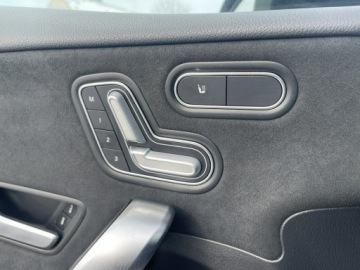 Mercedes Klasa A W177/V177 Hatchback 2.0 200d 150KM 2020 Mercedes A 200 Automat Pamięć Szyberdach, zdjęcie 12