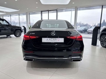 Mercedes Klasa C W206 Limuzyna 1.5 200 204KM 2022 Mercedes-Benz Klasa C AMG Line Kamera 360 Ambiente CarPlayAndroid Auto, zdjęcie 2