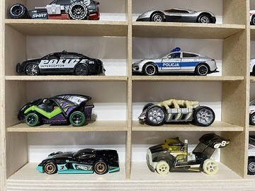 ПОДАРОК ​​РЕБЕНКУ ПОЛКА, рессоры HOTWHEELS, машинки