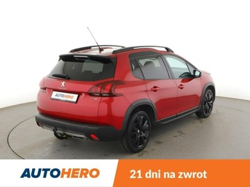 Peugeot 2008 I SUV Facelifting 1.2 PureTech 110KM 2018 Peugeot 2008 GT-Line automat panorama navi PDC, zdjęcie 6