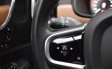 Volvo V90 II Kombi 2.0 D4 190KM 2020 Volvo V90 2.0 D4 190 PS Geartronic Inscription Panorama Head-up Ledy 2.0, zdjęcie 20