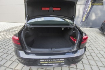 Volkswagen Passat B8 Variant Facelifting 1.5 TSI EVO 150KM 2022 Volkswagen Passat LEDY / Kamera / Gwarancja na ROK, zdjęcie 32