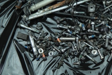 SUZUKI DL 650 V-STROM 04-11 БОЛТЫ ВИНТЫ