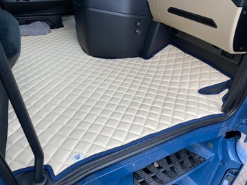 СТЕГАНЫЕ КОВРИКИ MERCEDES ACTROS MP4/5 САЛОНКА