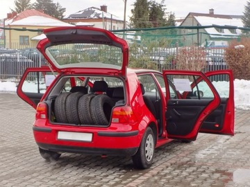 Volkswagen Golf IV 2001 Volkswagen Golf WSPOMAGANIE, KOŁA ZIMOWE, zdjęcie 11