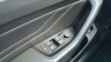 Volkswagen Passat B8 Variant Facelifting 2.0 TDI SCR 200KM 2022 Volkswagen Passat Variant 2.0TDI 200KM ACC 4x4 Iwl, zdjęcie 36