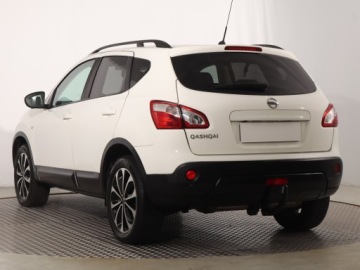 Nissan Qashqai I Crossover Facelifting  1.6 117KM 2013 Nissan Qashqai 1.6, Automat, Skóra, Navi, Klima, zdjęcie 3