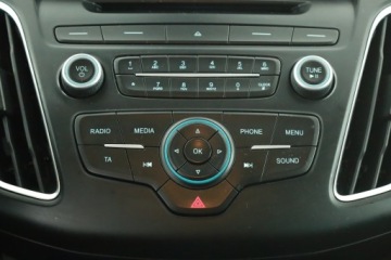 Ford Focus III Kombi Facelifting 1.5 TDCi 120KM 2017 Ford Focus 1.5 TDCi, Salon Polska, Serwis ASO, zdjęcie 9