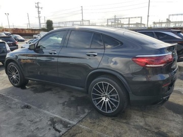 Mercedes GLC C253 2021 Mercedes-Benz GLC 300 4Matic 2021 2.0L 2.0 Benzyna 255KM, zdjęcie 1