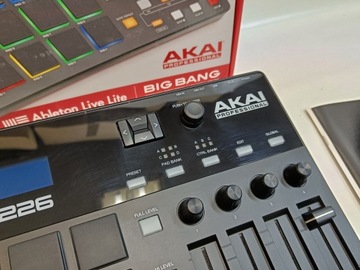USB/MIDI-контроллер Akai MPD 226