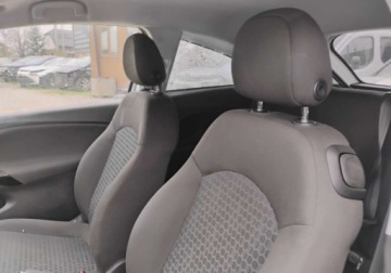 Opel Corsa E Hatchback 3d 1.2 Twinport 70KM 2015 Opel Corsa 2015r, 1.2 Benzyna. Uszkodzony. Poobijany. Jezdzi. 1.2 Benzyna, zdjęcie 8