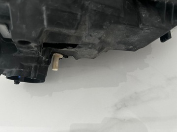 BMW 3 F34 LCI ADAPTIVNÍ GT PRAVÁ LED 8738730 EU