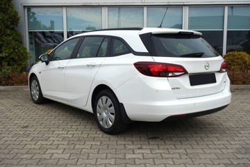 Opel Astra K Sports Tourer 1.6 CDTI 110KM 2018 Opel Astra klimatyzacja, czujniki parkowania, ISOFIX, tempomat, FV23 1.6, zdjęcie 2