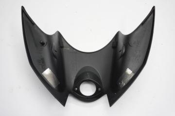 YAMAHA MT-01 1700 05-12 КРЫШКА ОБТЕКАТЕЛЯ ТОПЛИВНОГО БАКА