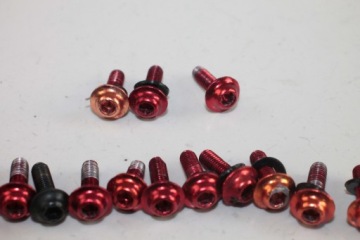 БОЛТЫ ОБТЕКАТЕЛЯ KAWASAKI Z650 Z 650 NINJA