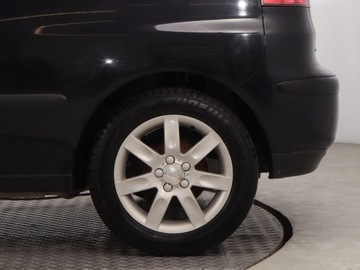 Seat Ibiza III 1.4 16V 75KM 2005 Seat Ibiza 1.4 16V, Salon Polska, Klima,ALU, zdjęcie 13