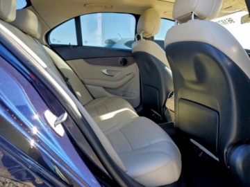 Mercedes Klasa C W205 2020 Mercedes-Benz Klasa C 300 2020 2.0 Benzyna 255KM, zdjęcie 10