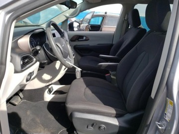 Chrysler Pacifica II 2017 Chrysler Pacifica Touring 2017 3.6l 3.6 Benzyna 297KM, zdjęcie 7