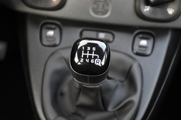 Fiat Panda III 2024 Fiat Panda III Lift 1.0MPI HYBRID 70KM 6biegów *TYLKO 8400km* JAK NOWA! 24r, zdjęcie 24