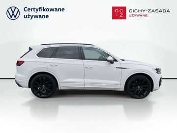 Volkswagen Touareg III SUV 3.0 V6 SCR TDI 286KM 2023 Volkswagen Touareg TDI 4X4 285KM R-LINE HAK Panorama DSG Pneumatyka FVA, zdjęcie 3