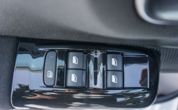 Citroen C3 III Hatchback Facelifting 1.2 PureTech 83KM 2020 Citroen C3 Citroen C3 1,2 PureTech 83 KM 1.2 Benzyna 83KM, zdjęcie 19