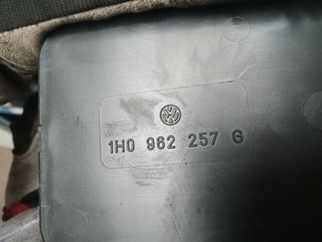 PUMPIČKA CENTRÁLNÍHO ZÁMKU VW POLO 6N GOLF III PASSAT B4 1H0962257G