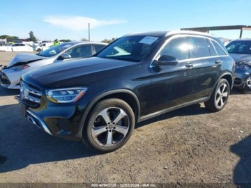 Mercedes GLC C253 2021 Mercedes-Benz GLC 300 4Matic 2021 2.0l 2.0 Benzyna 255KM, zdjęcie 6