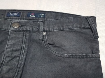 ARMANI JEANS - J21 Regular W36L32 pas 95 cm SUPER '