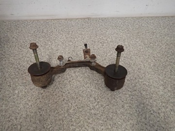 ПОДУШКА ПОДВЕСКИ ПОДГОЛОВКИ ОСИ NISSAN XTRAIL T30