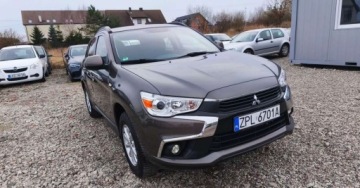 Mitsubishi ASX I SUV Facelifting 2016 1.6 117KM 2017 Mitsubishi ASX Mitsubishi ASX 1.6 Benzyna 117KM, zdjęcie 3