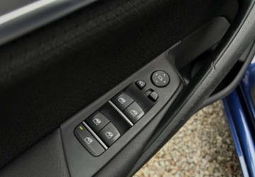 BMW Seria 5 G30-G31 Touring 520d 190KM 2018 BMW Seria 5 2.0D 190KM navi gwarancja LED AUTOMAT bezwypadkowy, zdjęcie 34