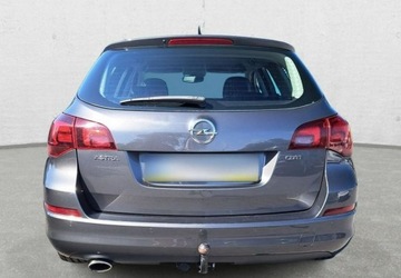 Opel Astra J Sports Tourer 2.0 CDTI ECOTEC 160KM 2011 Opel Astra BDB STAN - hak - nawigacja - klima dwustrefowa - kamera 2.0, zdjęcie 5