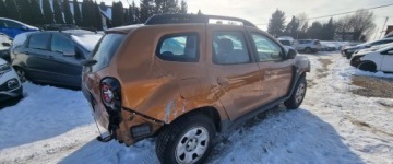 Dacia Duster I 2016 Dacia Duster 2016r, 1.6 Benzyna. Uszkodzony tyl i lekko prawy przod. Jezdzi, zdjęcie 3