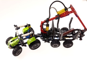 Lego Technic 8049 Tractor with Log Loader Traktor